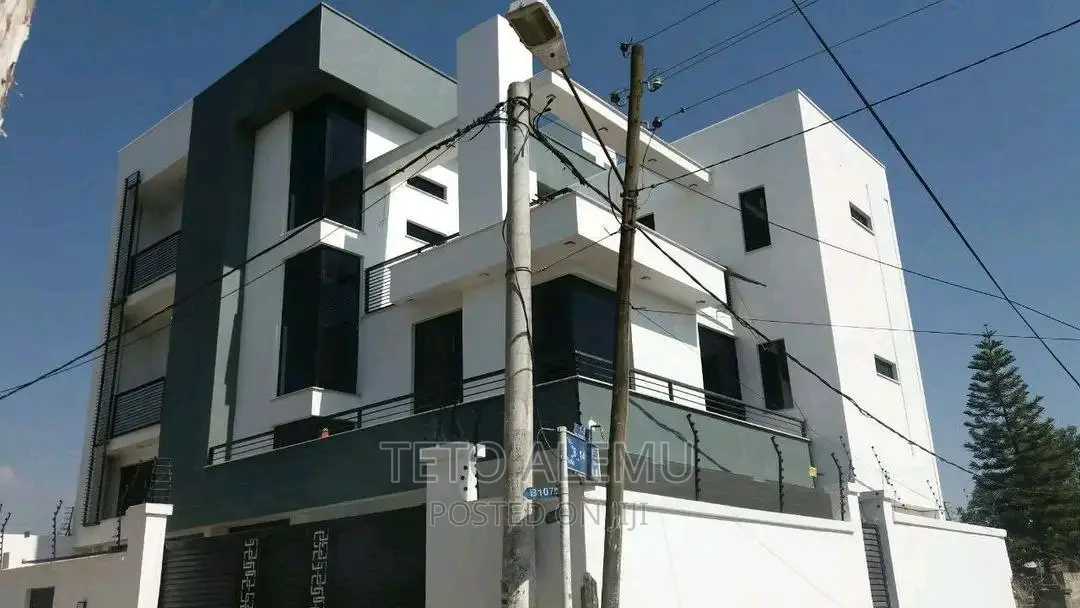 5bdrm House in ገርጂ አምበሳ ጋራጂ የምድር, Bole for sale