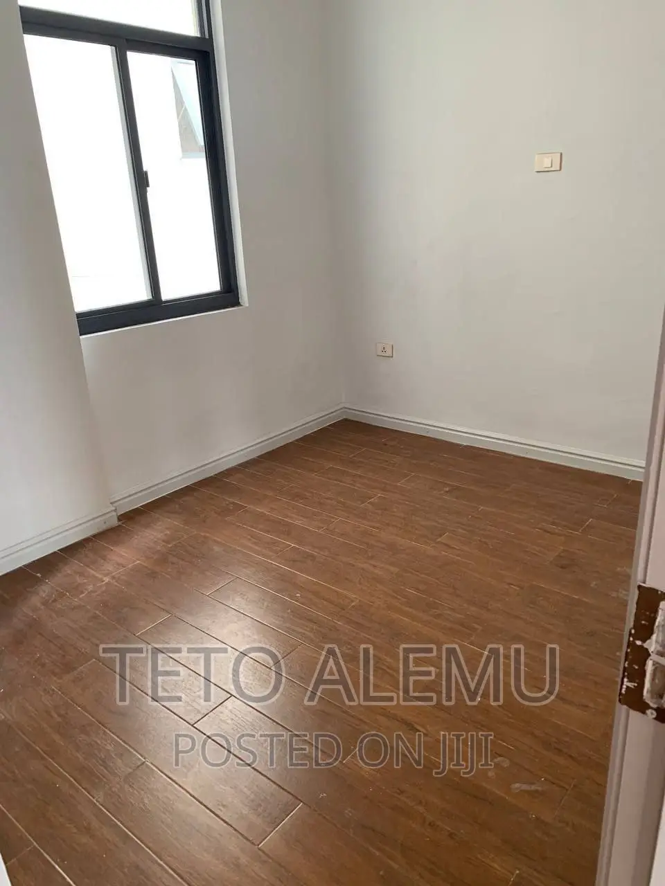 5bdrm House in ገርጂ አምበሳ ጋራጂ የምድር, Bole for sale