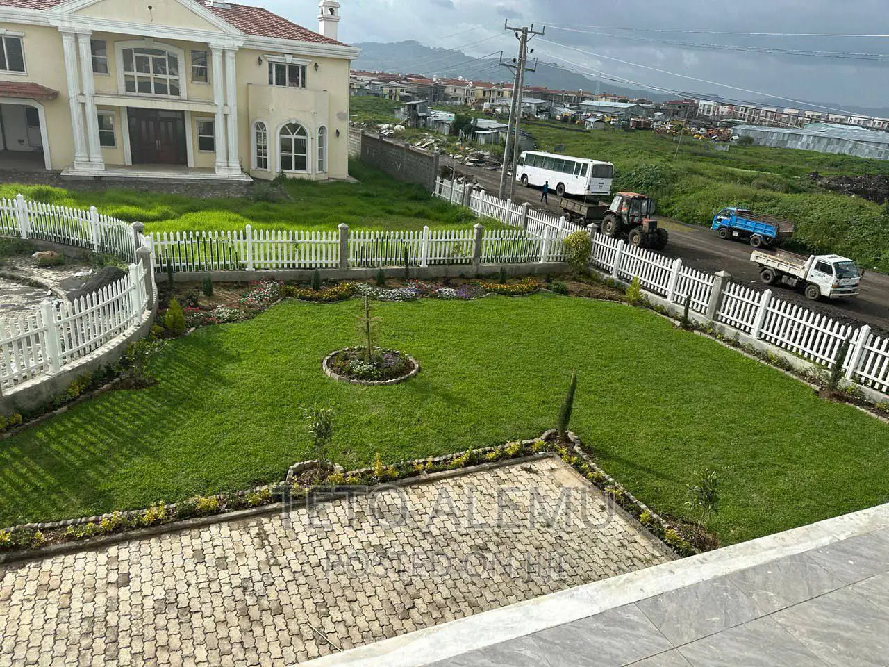 6bdrm House in የሚሸጥ ቤት Ccd Tafo, Yeka for sale