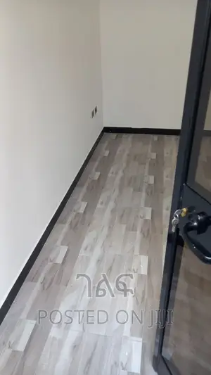 5bdrm House in 🌹ለሽያጭ የቀረበ  ጂ + 4, Bole for sale