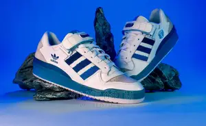 Photo - Original Adidas Forum 84 Low Shoes