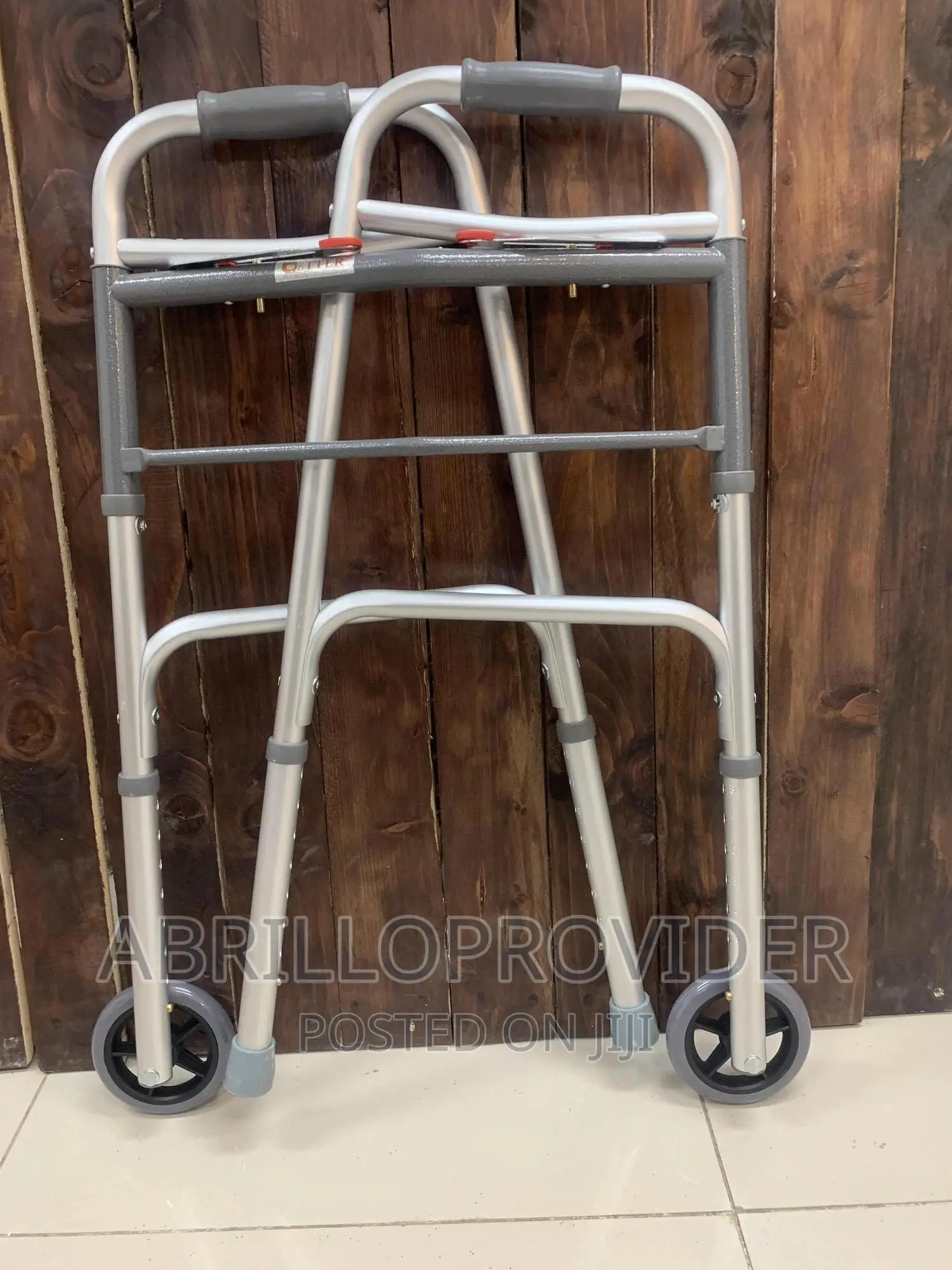 Folding_walker~Wheels,Rolling Walker,Walker_walker=Walker
