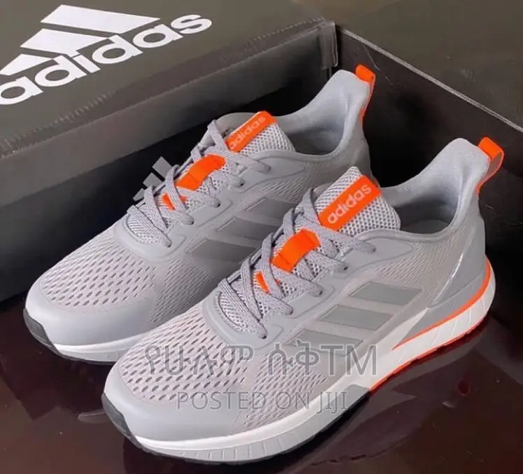 Original Adidas 2023 Model Running Shoes