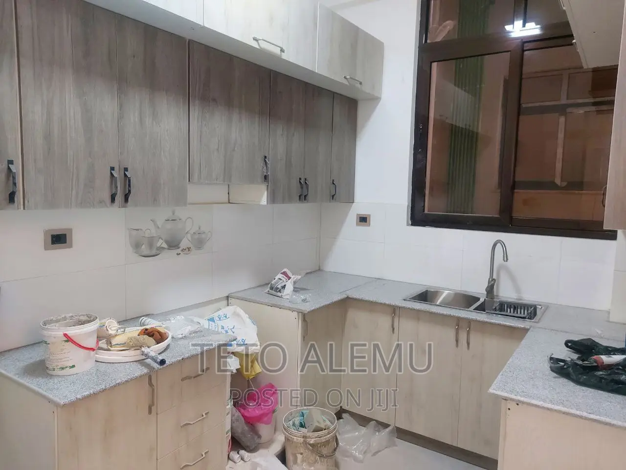 3bdrm Apartment in ሰሚት ሰባ ሁለት አካባቢ የሚሸጥ, Bole for sale