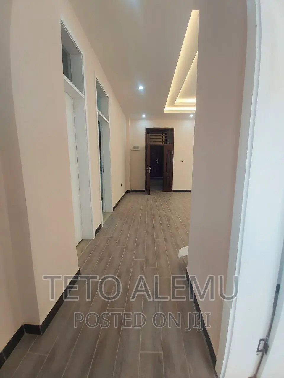 3bdrm Apartment in ሰሚት ሰባ ሁለት አካባቢ የሚሸጥ, Bole for sale