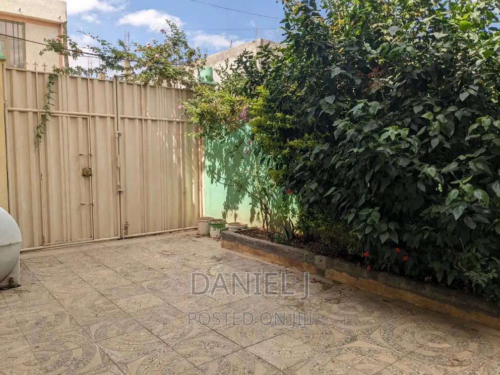 5bdrm House in Central Tigray for sale