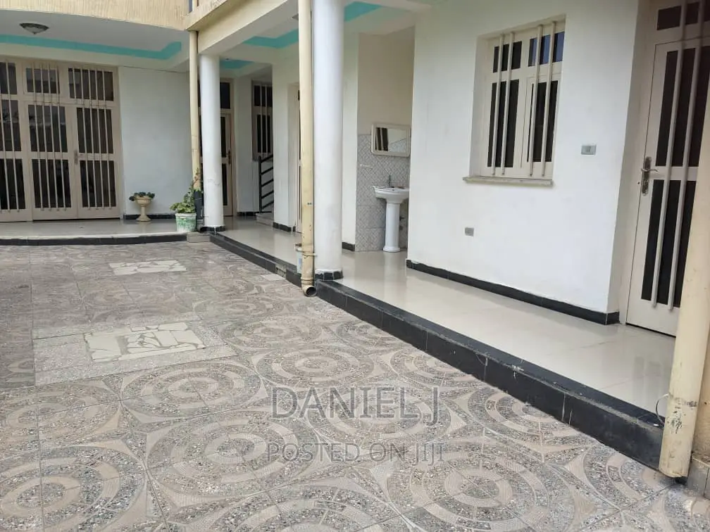 5bdrm House in Central Tigray for sale