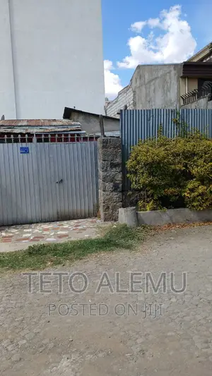 የሚሸጥ የድሮ ቪላ ወሰን