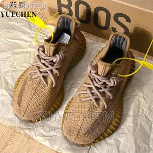 Original Adidas Yeezy Boost 350 V2 Shoes