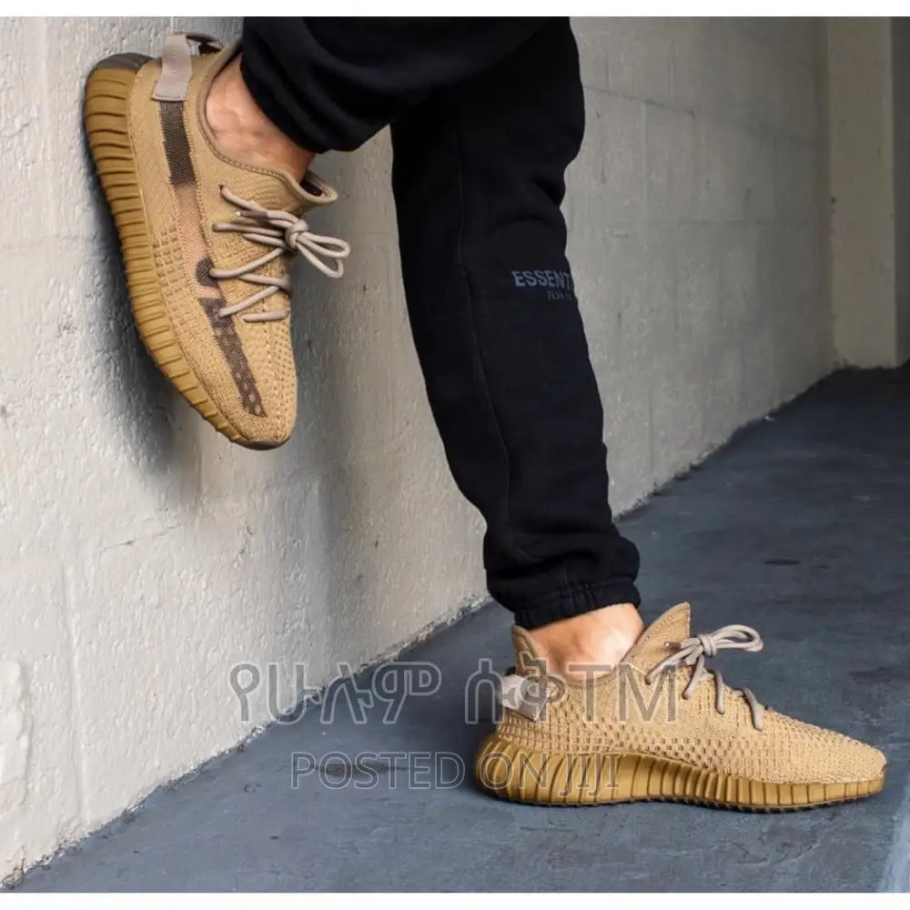 Original Adidas Yeezy Boost 350 V2 Shoes