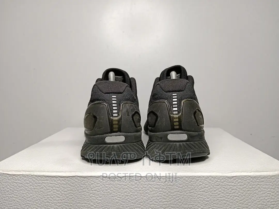 Original Under Armour Essentials Shoe