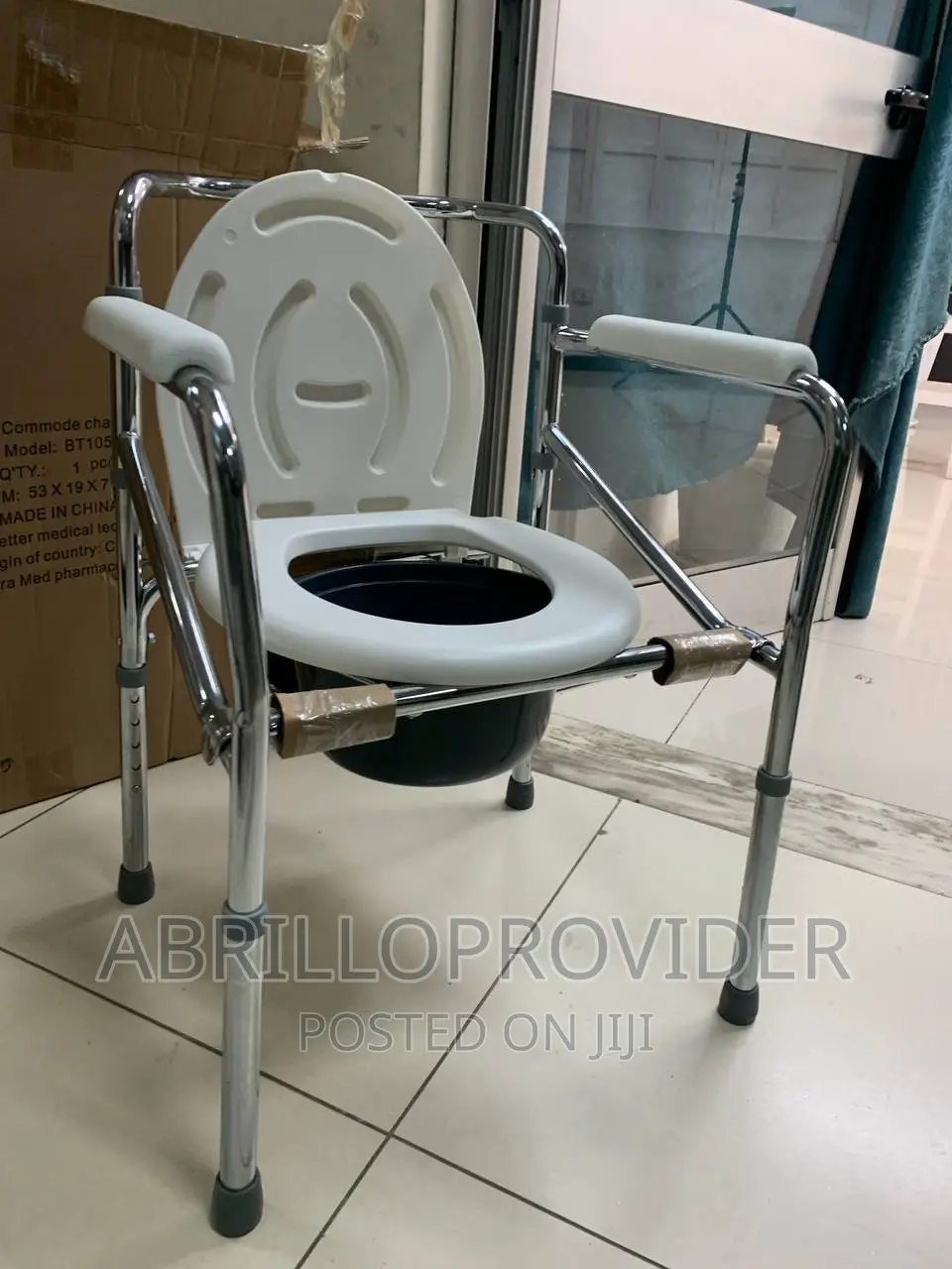 SMARTCARE Portable Height Adjustable Commode Chair W\TOILET