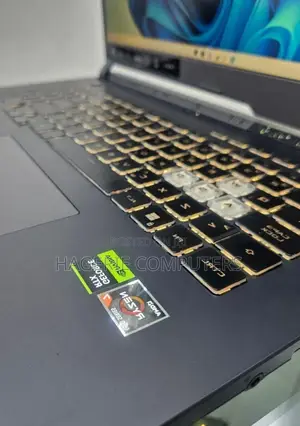 New Laptop Asus ROG G703 16GB AMD Ryzen 7 SSD 512GB