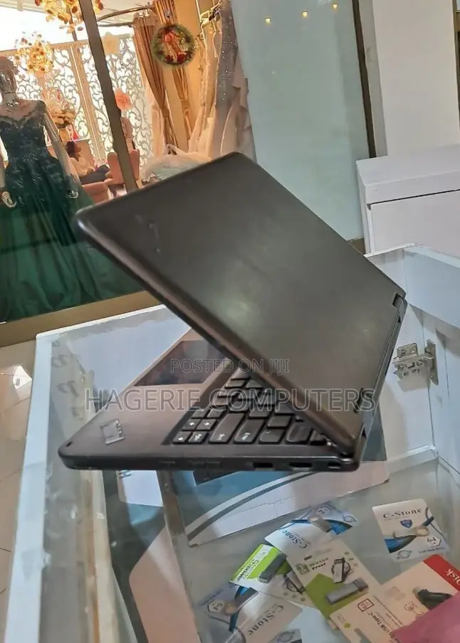 Laptop Lenovo Yoga 11e 4GB Intel Core 2 Quad HDD 500GB