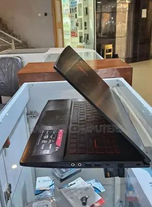 New Laptop MSI GF63 8GB Intel Core I5 SSD 512GB