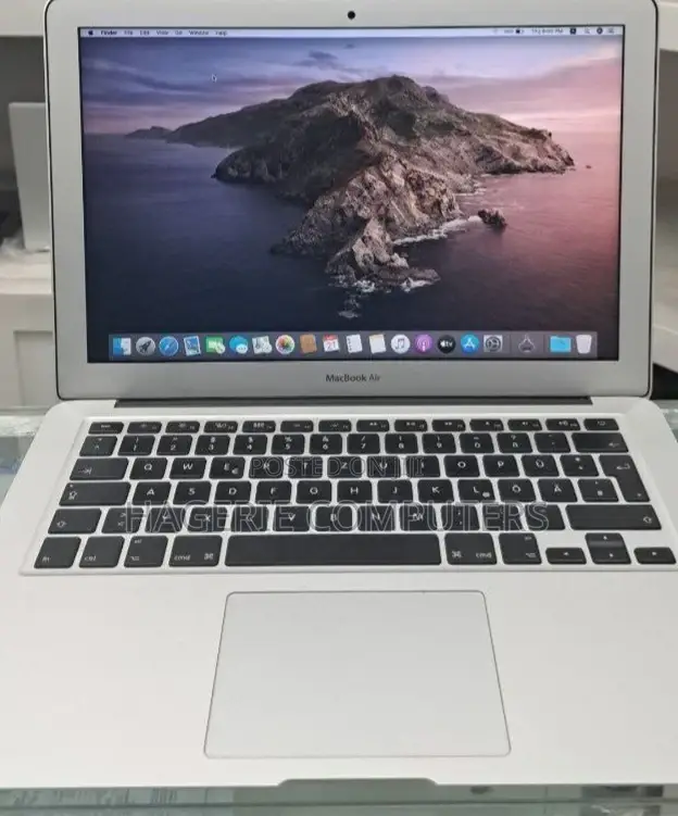 New Laptop Apple MacBook Air 2017 8GB Intel Core i5 SSD 128GB