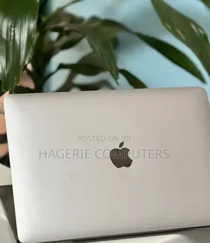 Photo - New Laptop Apple MacBook Air 2020 8GB Apple M1 SSD 256GB