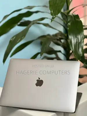 New Laptop Apple MacBook Air 2020 8GB Apple M1 SSD 256GB