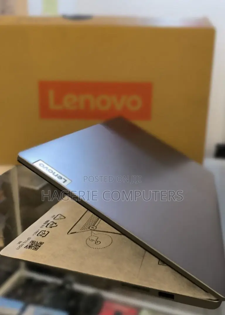 New Laptop Lenovo IdeaPad D330 8GB AMD Ryzen 5 SSD 512GB