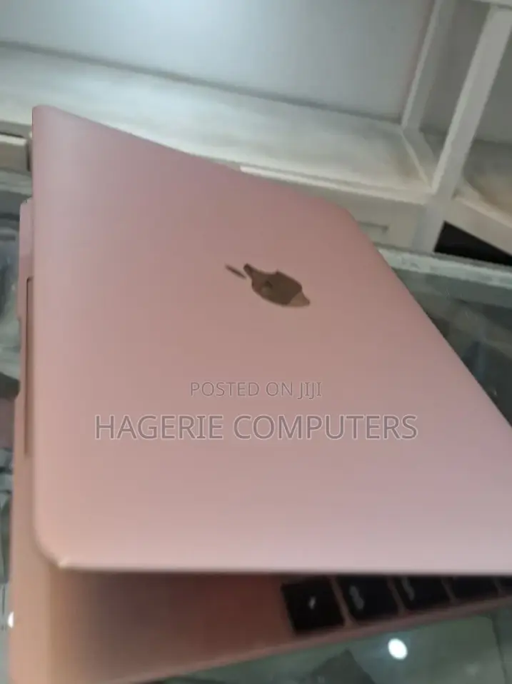 New Laptop Apple MacBook Air 2017 8GB Apple M3 SSD 256GB