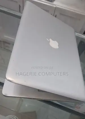 New Laptop Apple MacBook Pro 2012 8GB Intel Core i5 HDD 1T