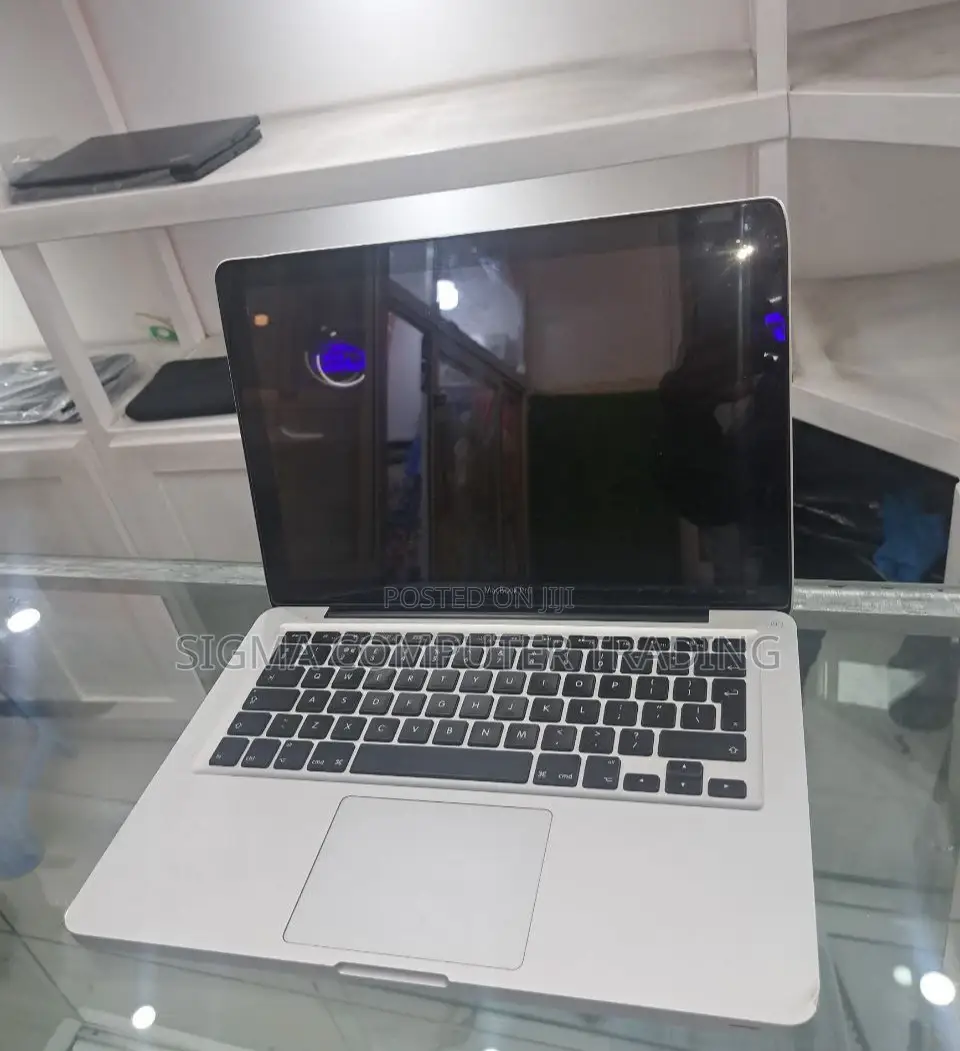 Laptop Apple MacBook 2012 8GB Intel Core I5 HDD 1T