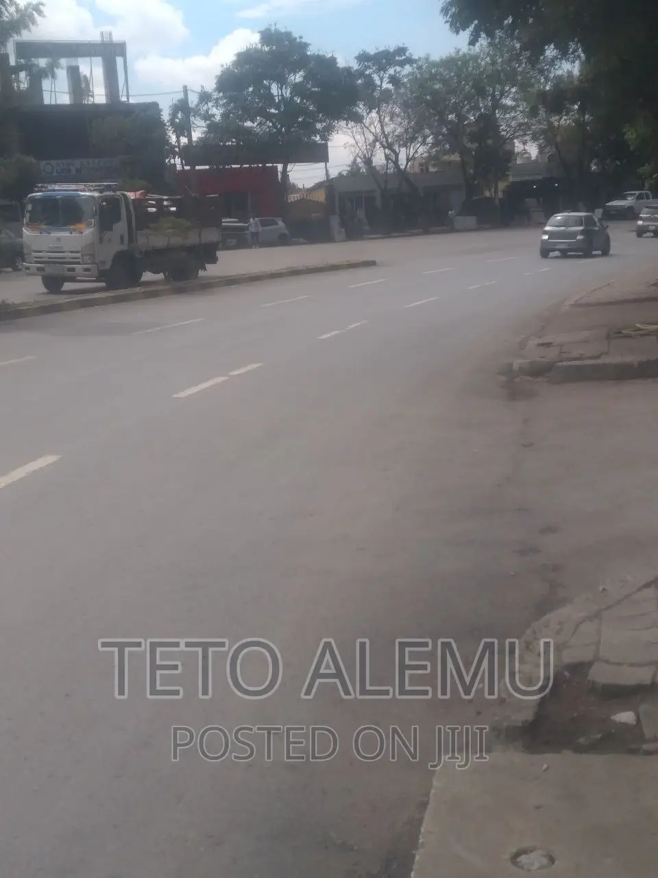 የሚሸጥ ቦታ ፌጋ ዋና አስፓልት ዳር