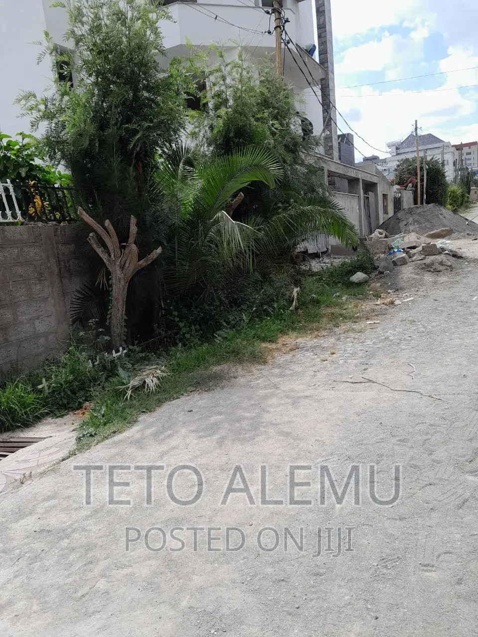 የሚሸጥ ቦታ ፌጋ ዋና አስፓልት ዳር