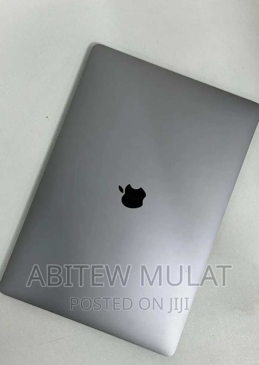 New Laptop Apple MacBook Pro 2019 16GB Intel Core I7 SSD 512GB