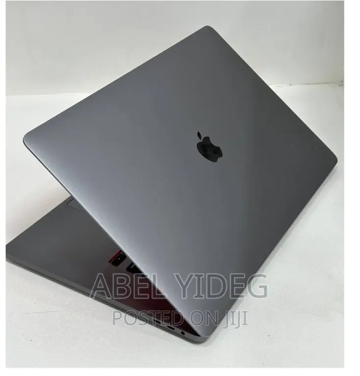 New Laptop Apple MacBook Pro 2019 16GB Intel Core I7 SSD 512GB