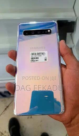 New Samsung Galaxy S10 5G 256 GB Silver