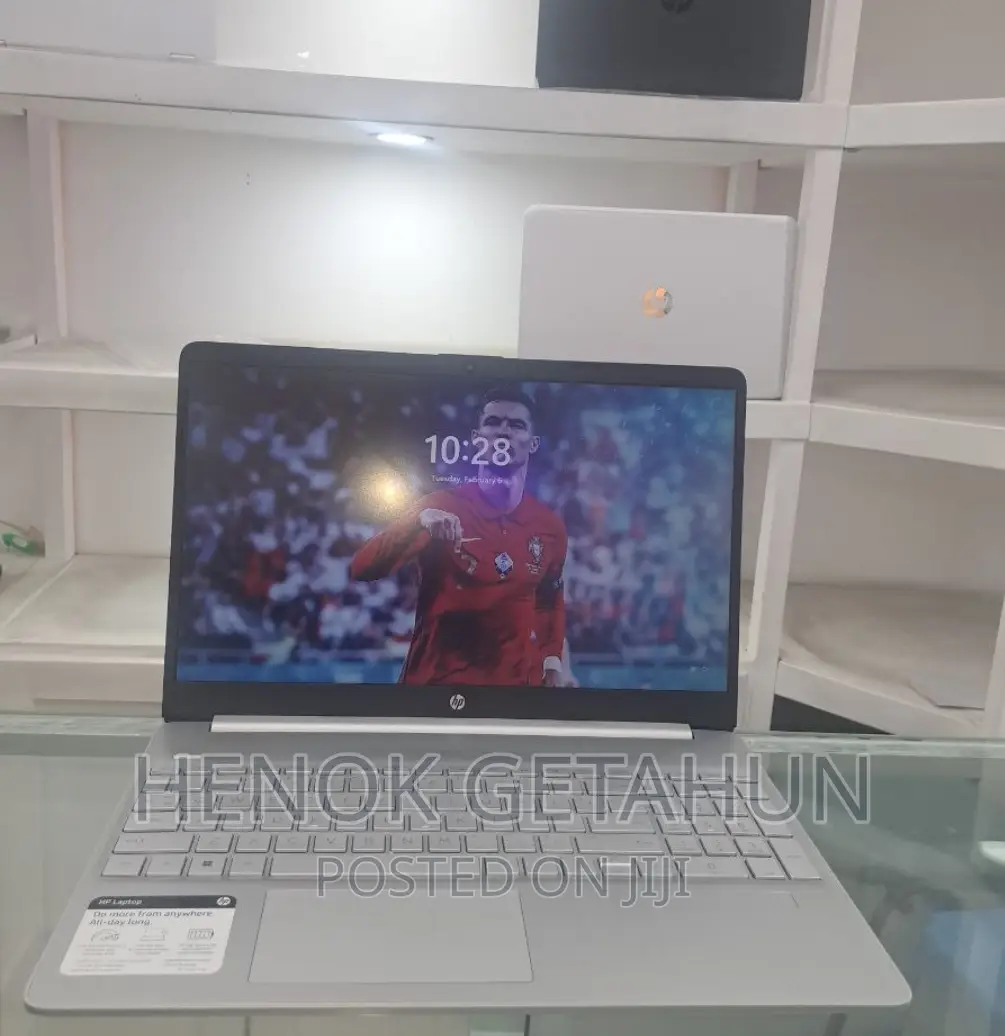 New Laptop HP Stream Notebook 8GB Intel Core I3 HDD+SSD 256GB