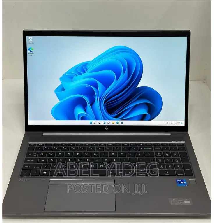 New Laptop HP ZBook Studio 16GB Intel Core I7 SSD 512GB