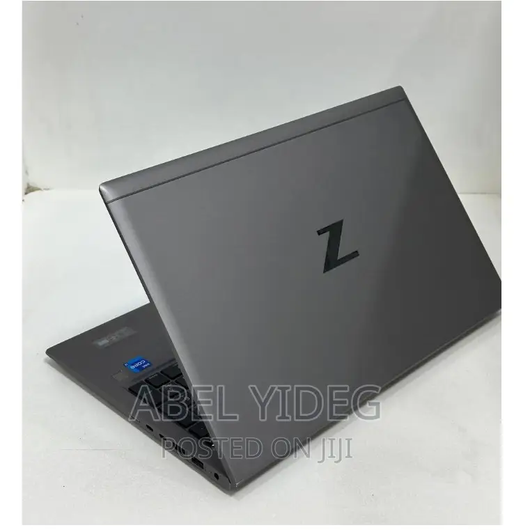 New Laptop HP ZBook Studio 16GB Intel Core I7 SSD 512GB