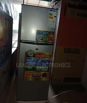 Cloud Refrigerator 215 Liter