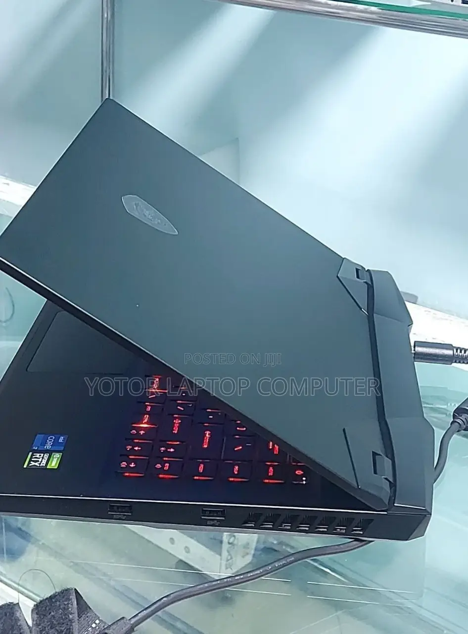 New Laptop MSI GP66 LEOPARD 10UG 16GB Intel Core I7 SSD 1T