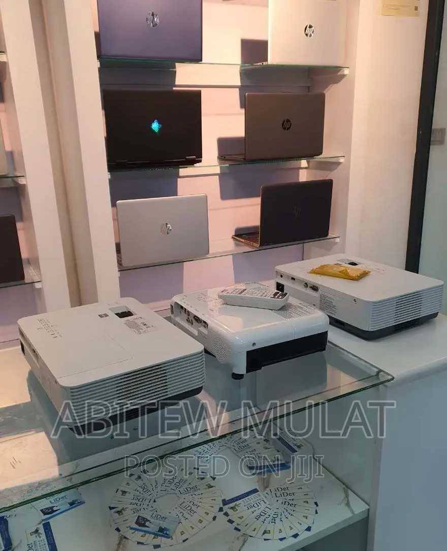 Sony Projector
Model Name VPL-Dx220
Hardware Interface