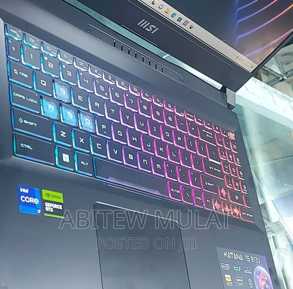 New Laptop MSI Katana 15 16GB Intel Core I7 SSD 1T