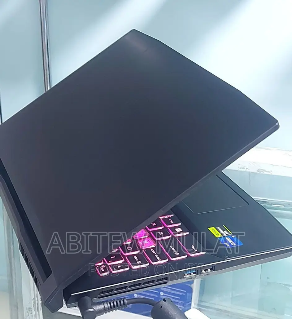 New Laptop MSI Katana 15 16GB Intel Core I7 SSD 1T