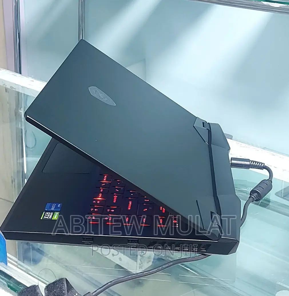 New Laptop MSI GP66 LEOPARD 10UG 16GB Intel Core I7 SSD 1T