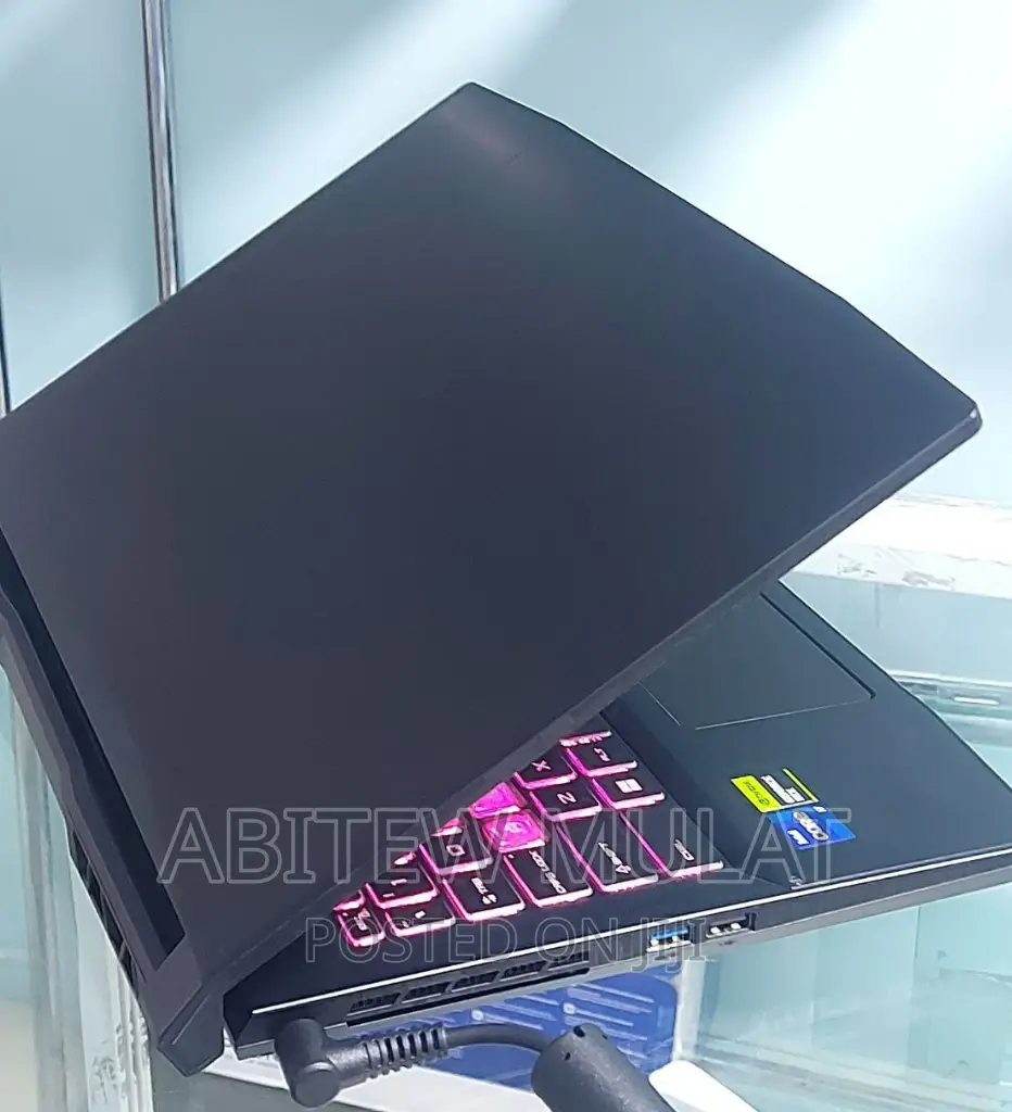 New Laptop MSI GP66 LEOPARD 10UG 16GB Intel Core I7 SSD 1T