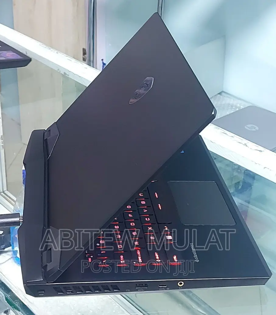 New Laptop MSI GP66 LEOPARD 10UG 16GB Intel Core I7 SSD 1T