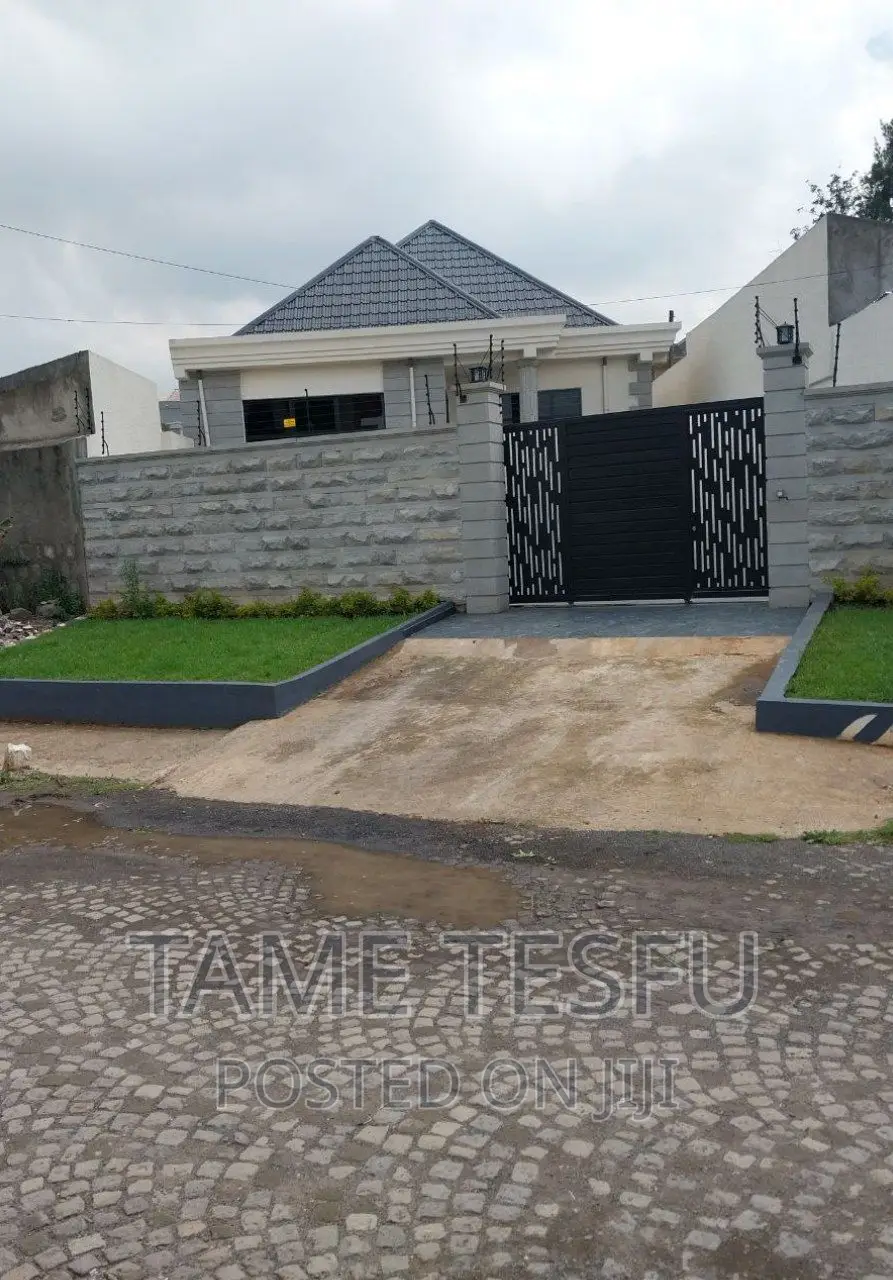 Furnished 4bdrm Villa in Wosene, Yeka for sale