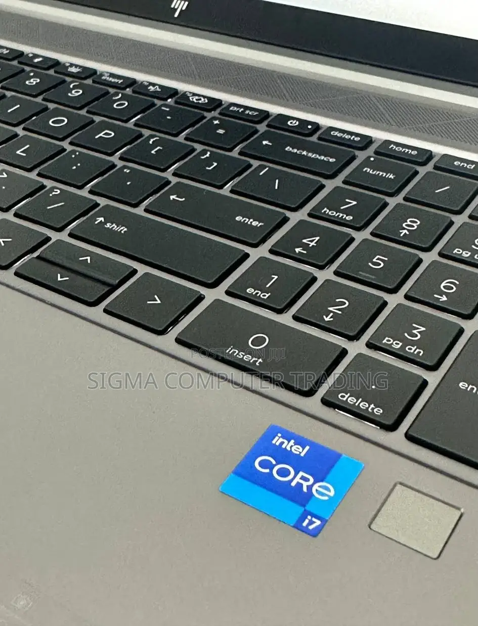 New Laptop HP ZBook 15u 16GB Intel Core I7 SSD 512GB