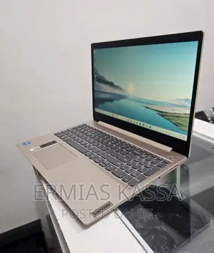 New Laptop Lenovo Ideapad 3 8GB Intel Core I3 SSD 256GB
