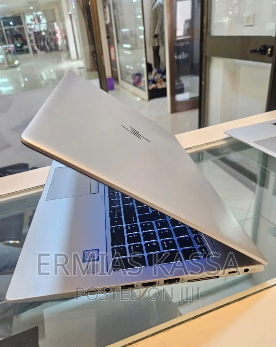 New Laptop HP EliteBook 850 G5 16GB Intel Core I7 SSD 512GB