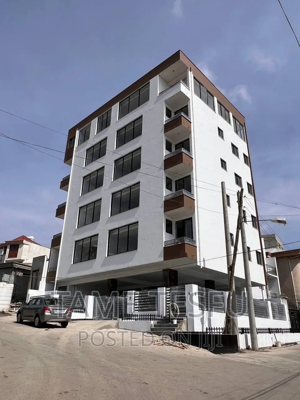 Furnished 10bdrm House in Jakiros, Bole for sale