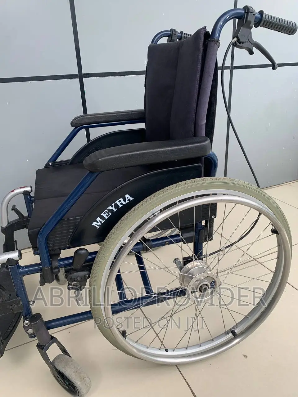 Meyra Eurochair 2 Foldable Light|Wheelchair|Wheelchair|Used