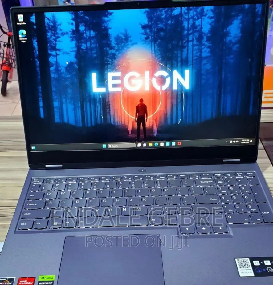 New Laptop Lenovo Legion 5 16GB AMD Ryzen 7 SSD 512GB