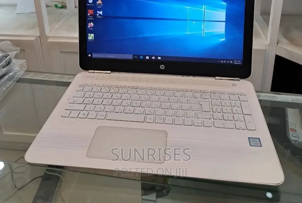 New Laptop HP Pavilion 15 8GB Intel Core I5 HDD 1T